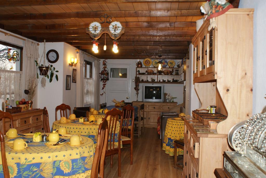Hostal Y Cabanas Ainil Punta Arenas Zewnętrze zdjęcie